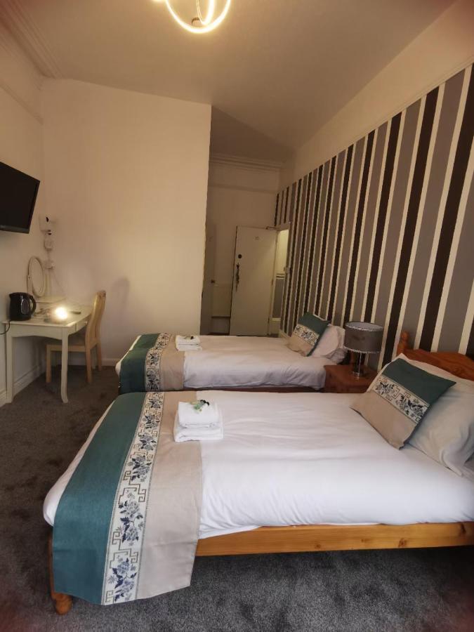 Cavendish House Hotel Great Yarmouth Bagian luar foto
