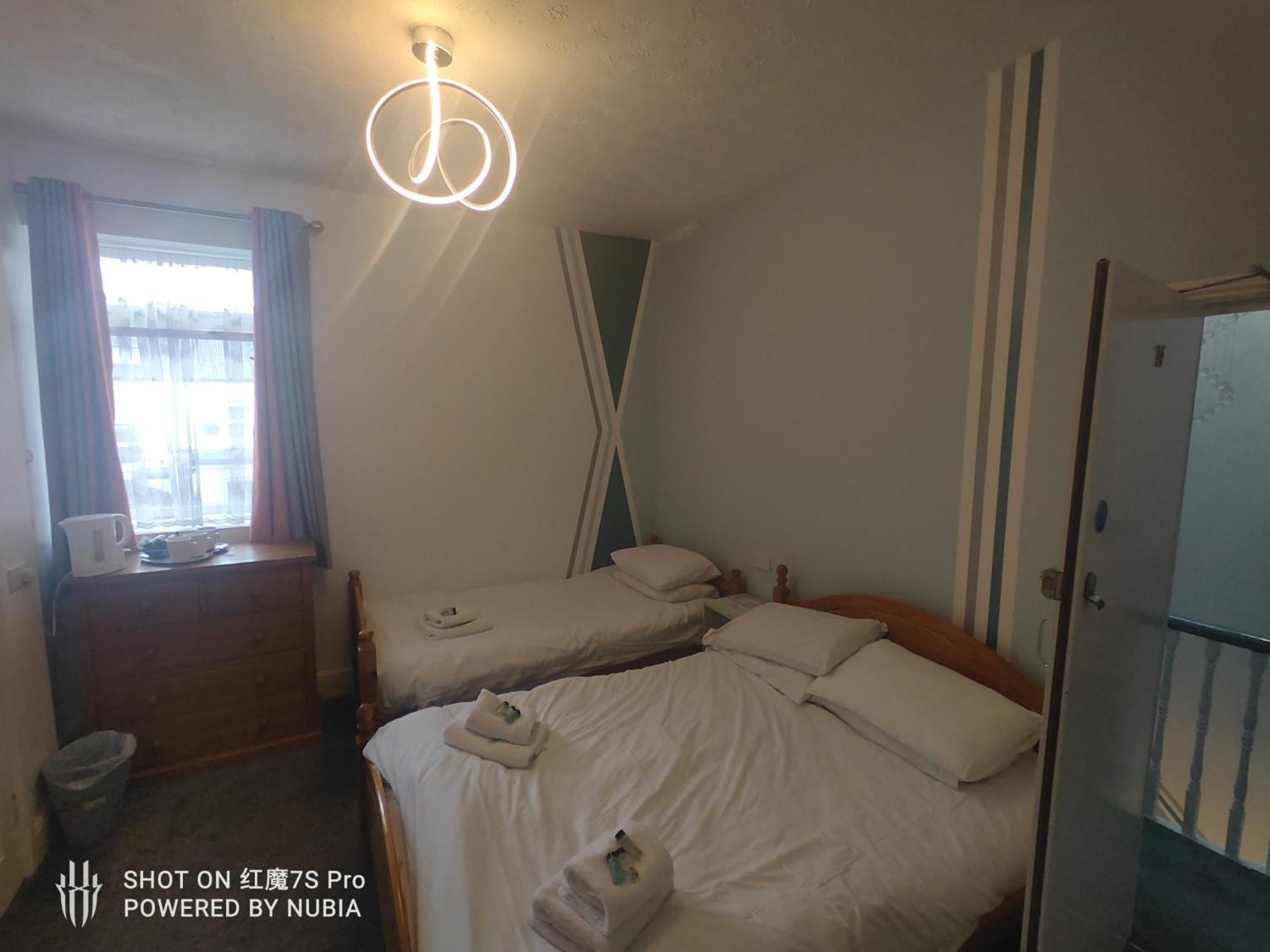 Cavendish House Hotel Great Yarmouth Bagian luar foto