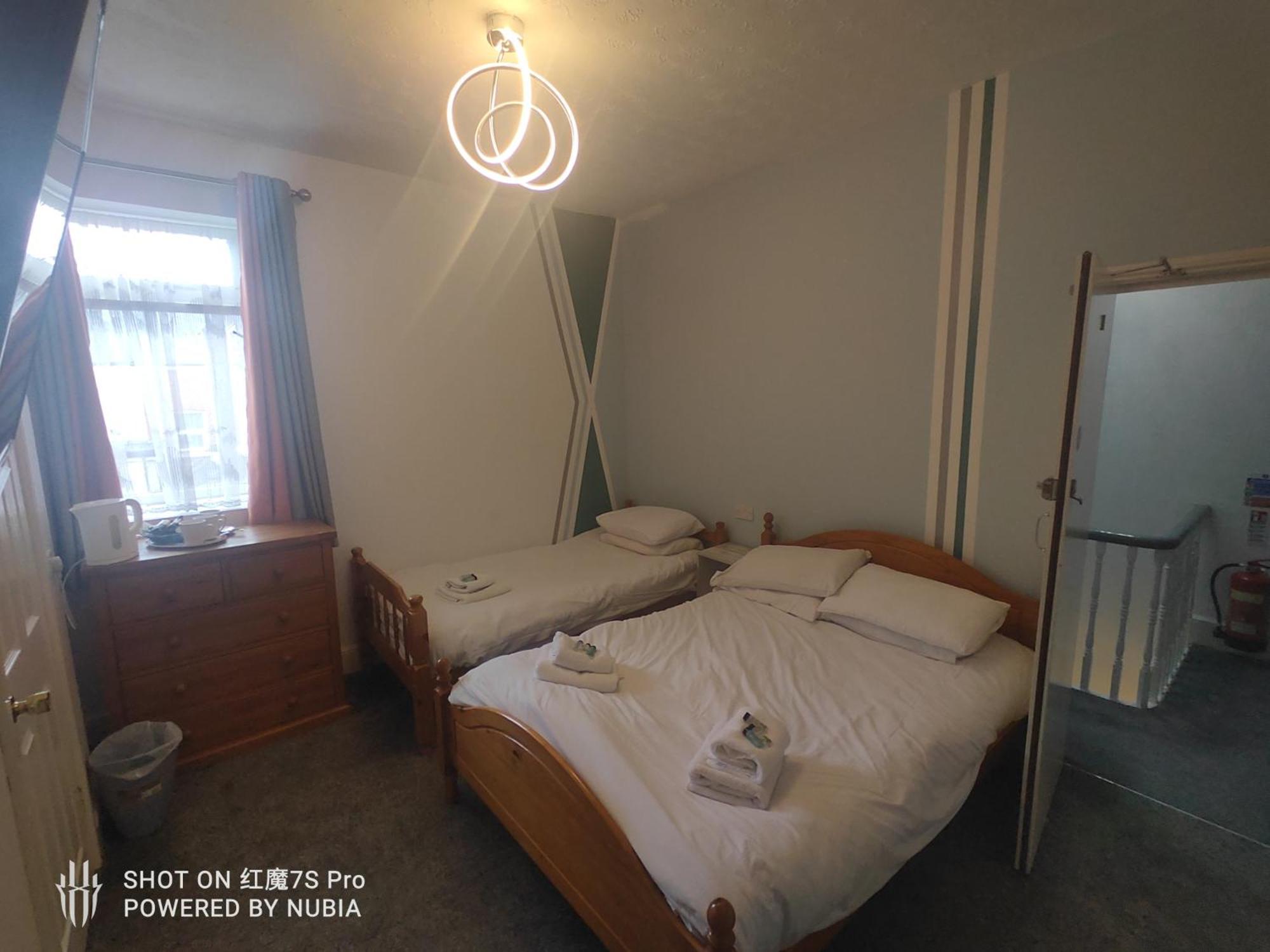 Cavendish House Hotel Great Yarmouth Bagian luar foto
